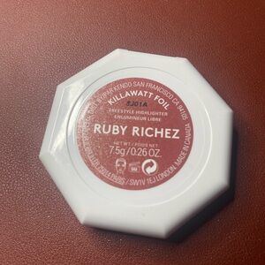 Fenty Beauty Killawatt Foil Highlighter in Ruby Richez